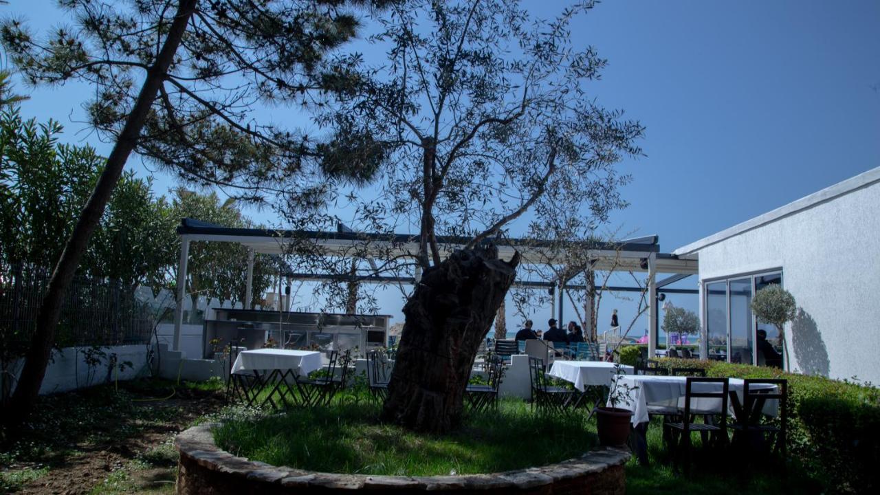 Okej Hotel Golem  Esterno foto